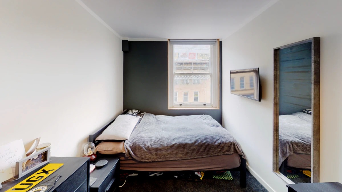 Park Street, BS164184673553027124