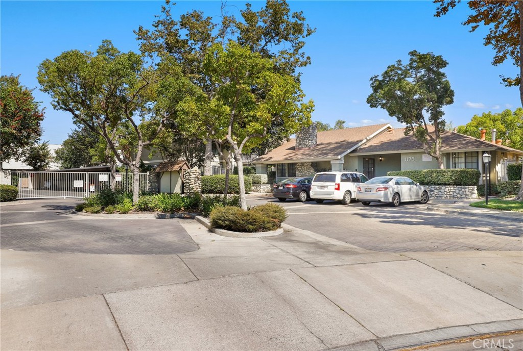 1101 Packers Circle 8, Tustin CA, 9278063601785452419122