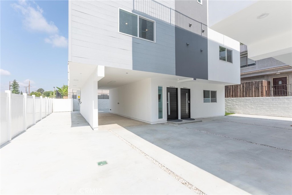 6845 Haskell Avenue, Lake Balboa CA, 9140663702361898369122