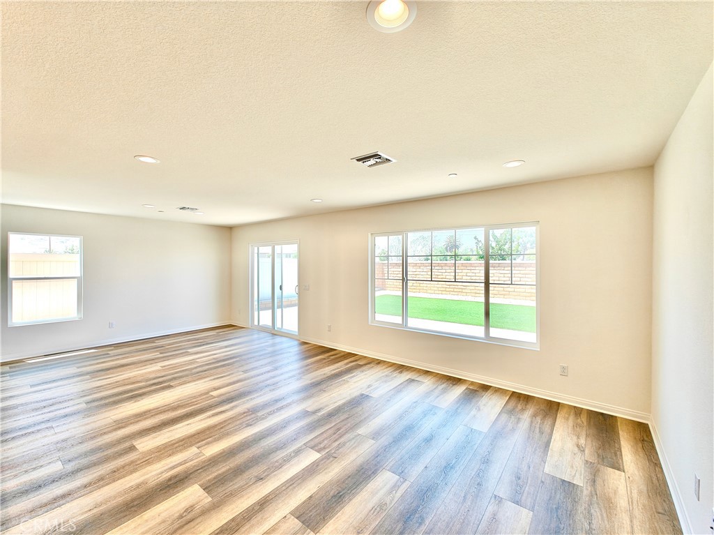 20055 Lemonscent Drive Riverside CA, 9250763646425582209122
