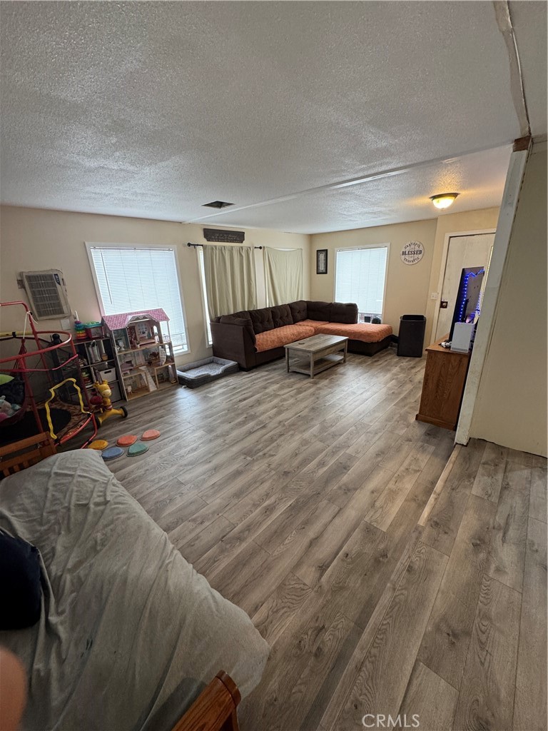 33020 Robert Wildomar CA, 9259564102268038915120