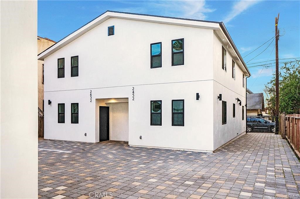 $3,950/month 2452 Boulder St Los Angeles CA, 9003364064880027394122