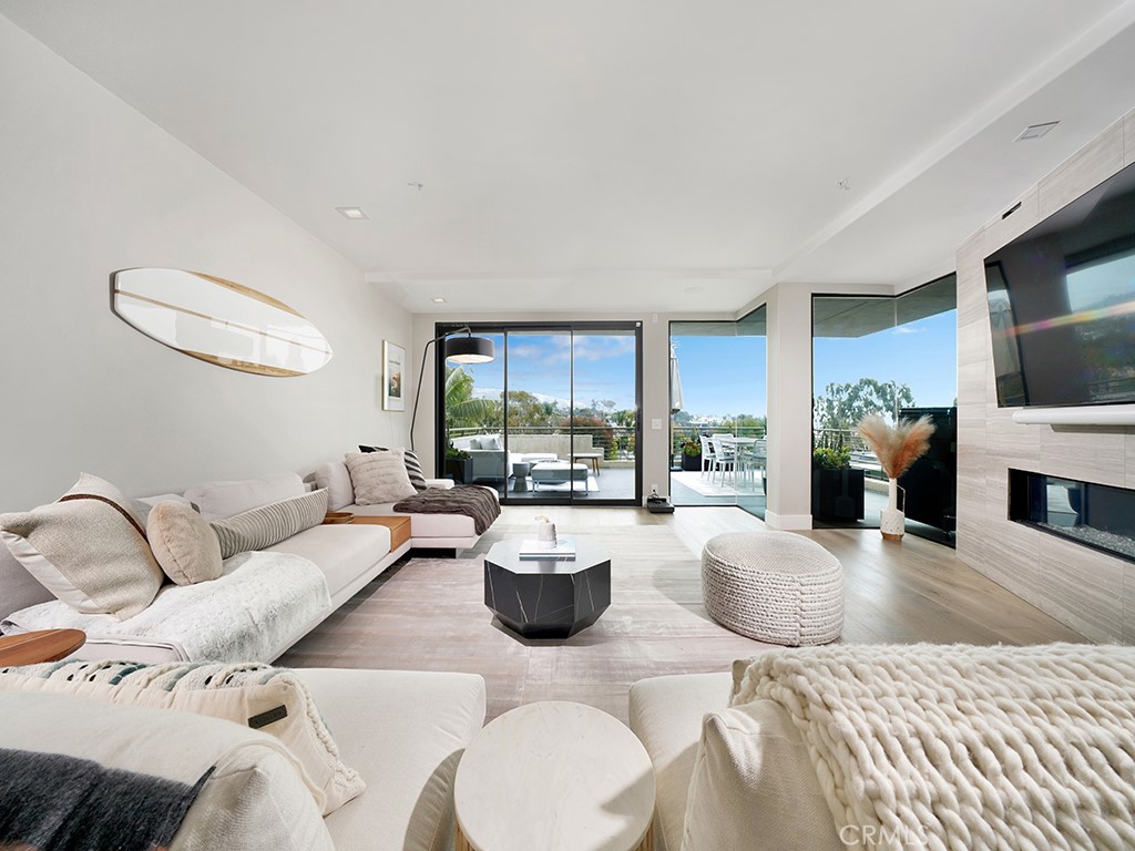 154 Cliff Drive Laguna Beach CA, 9265164119032282498120
