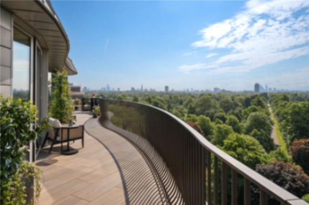 Bayswater Road, London, W263007410194305121