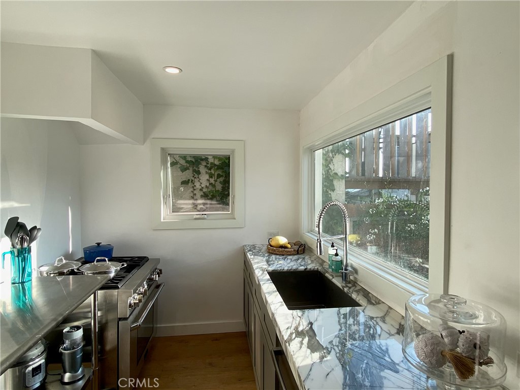 1007 Marview Avenue, Los Ángeles CA, 9001263624172006273121