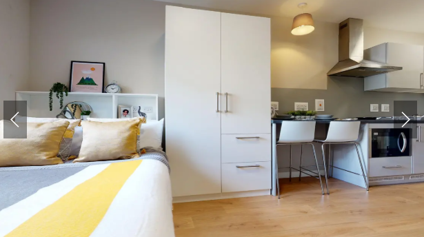Centro House