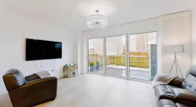 3Bedrooms, 4Bathrooms Training Drive, G13 1FH, Glasgow