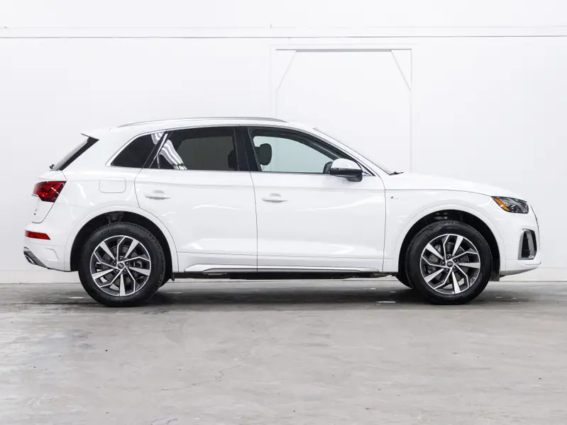 2023 Audi Q564839264809346121