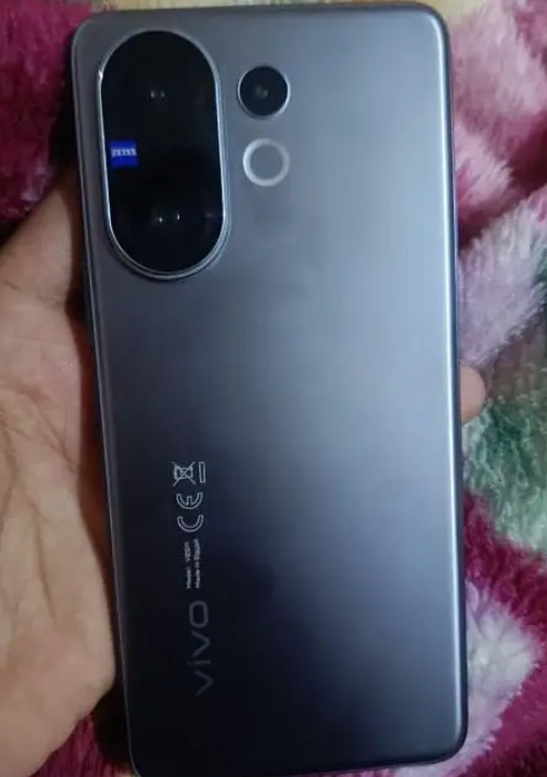  vivo v 6065103378390915121