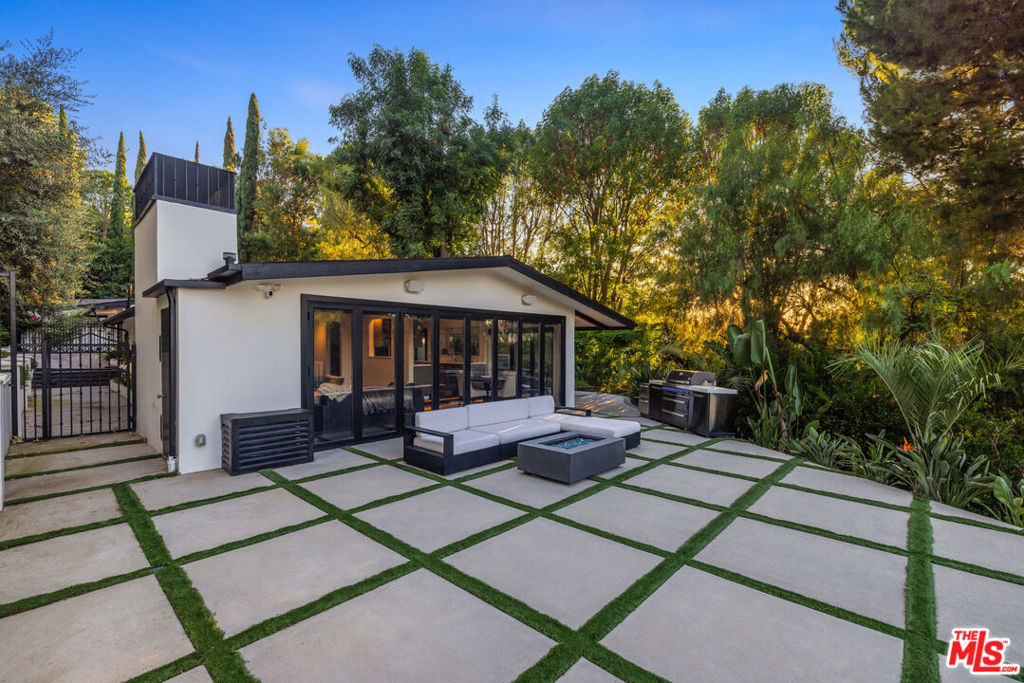 16725 Oak View Drive Encino CA, 9143663635135747075120