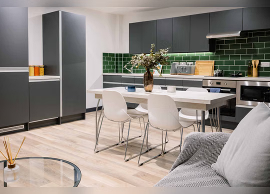 Leonardo, Leeds  Platinum Ensuite – Loft64297696017154124