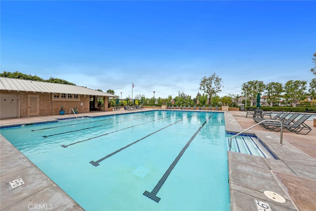 16 Arizona, Irvine CA, 9260663865407325187120