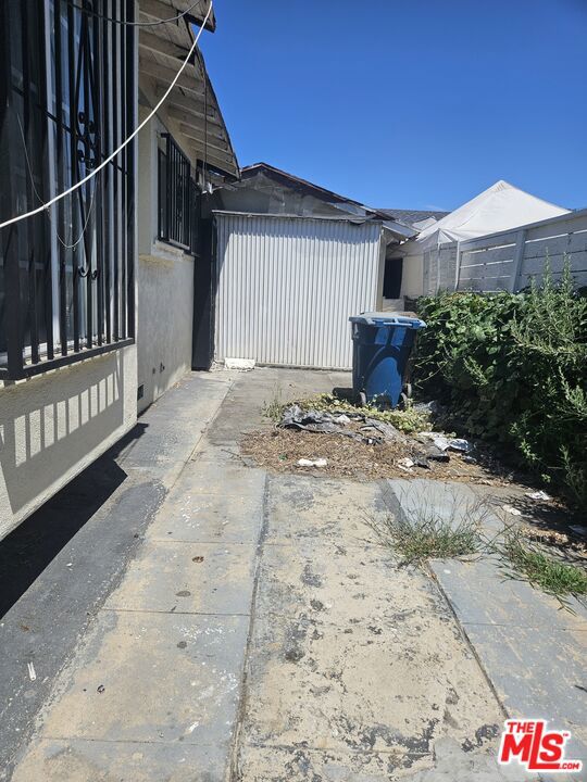 6072 Gifford Avenue, Huntington Park CA, 9025563656865924353121