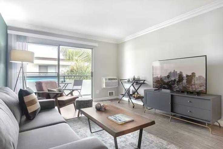 【Apartamento Palms en Los Ángeles】1 dormitorio, 1 baño | Piscina en la azotea + conserje 24 horas | Cerca de UCLA/USC63270367774081128