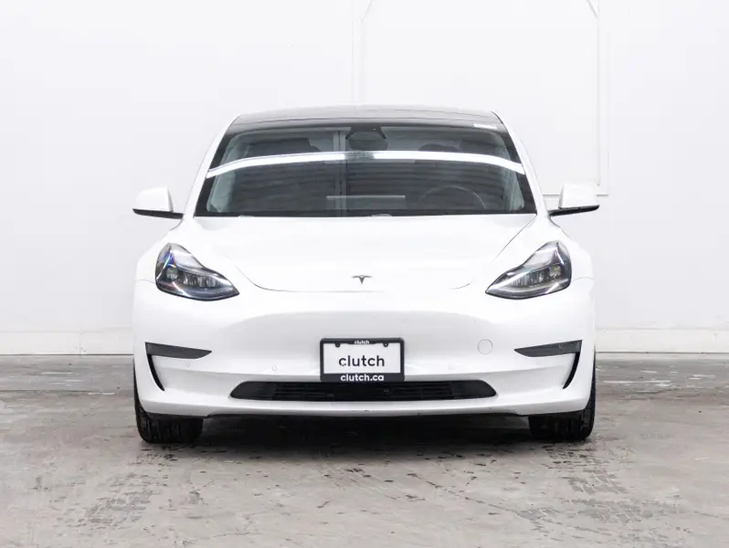 2021 Tesla Model 364651904590467122
