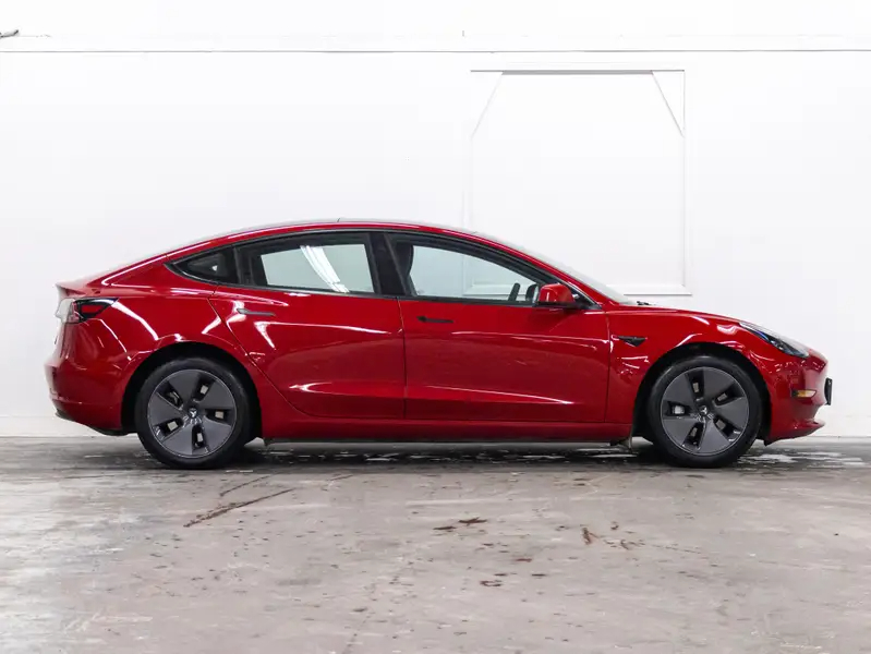 2023 Tesla Model 364376542144257124