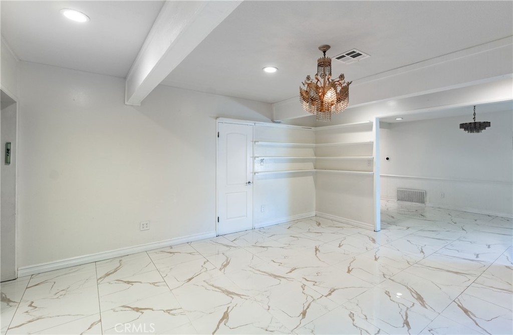 $4,950/month 6340 Wilbur Avenue Tarzana CA, 9133564134486948611122