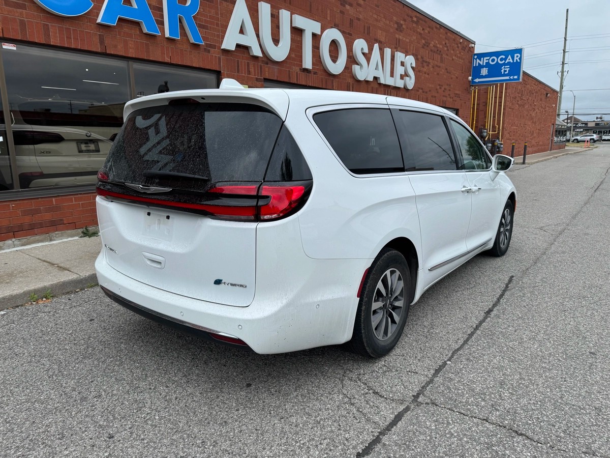 2022 Chrysler pacifica Limited64146615869314122