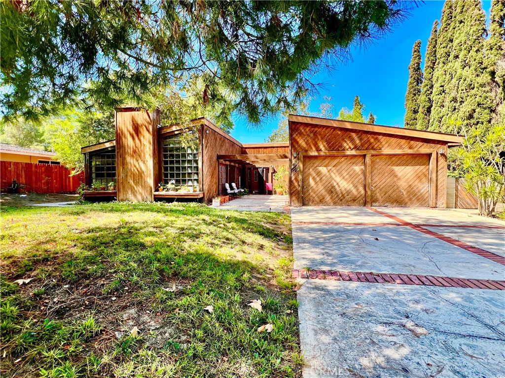 12551 Barrett, North Tustin CA, 9270564089025933827121