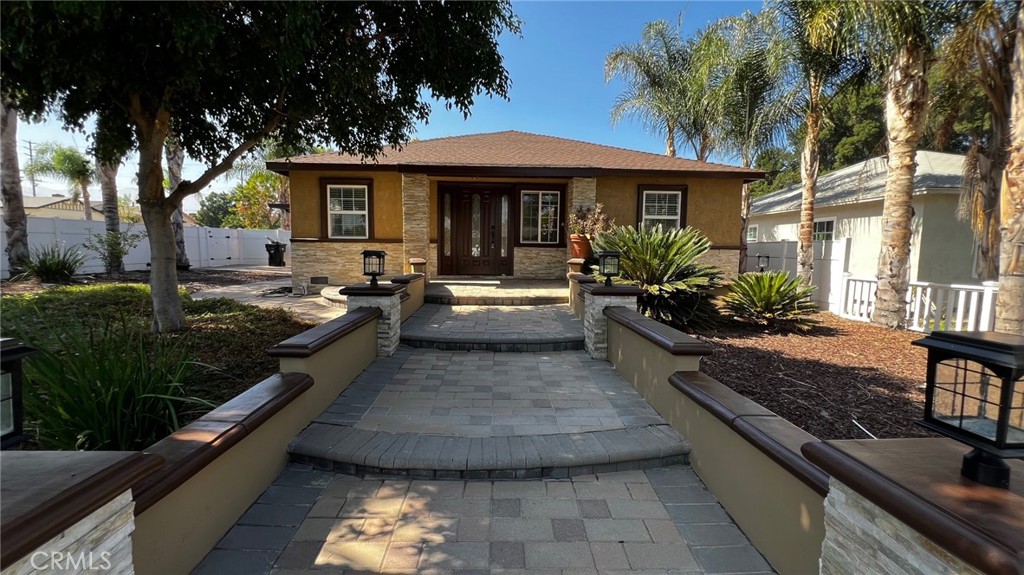 $3,600/mes 924 Wyval Avenue 101 Corona CA, 9288264053684917761121