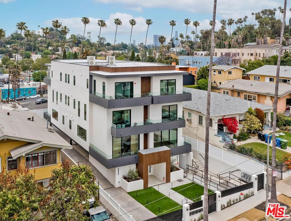 1436 Edgecliffe Drive 102 Los Angeles CA, 9002664123655099651120