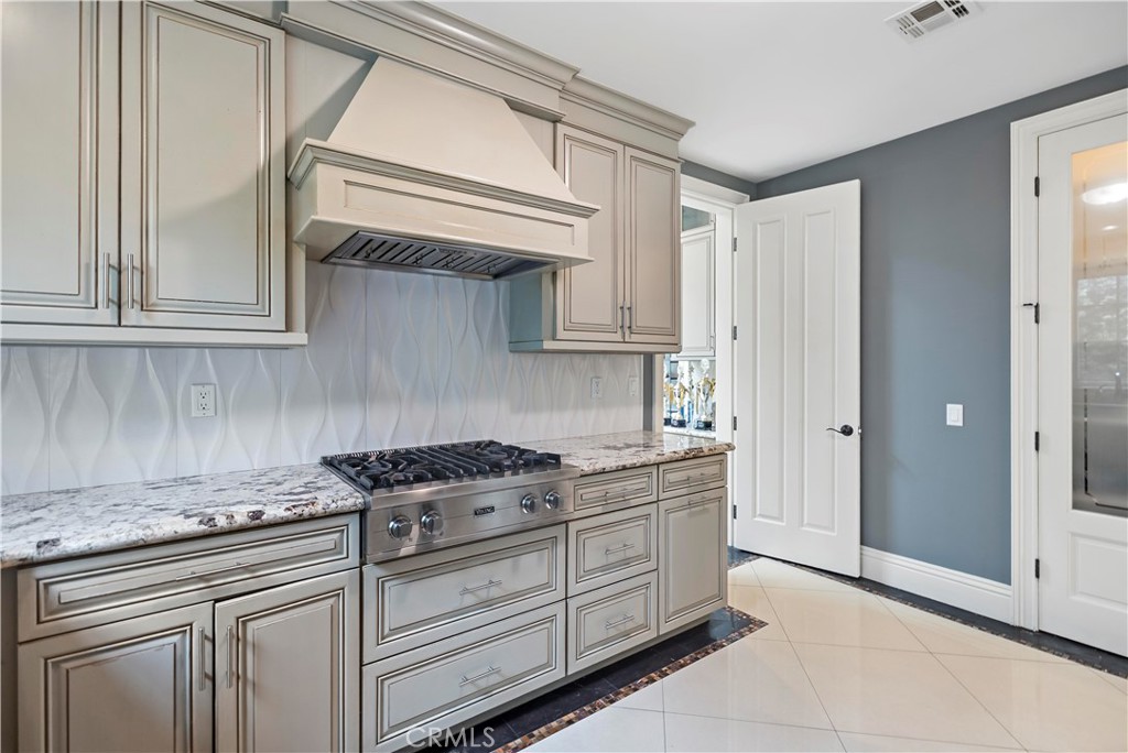 382 W Woodruff Avenue, Arcadia CA, 9100763680833052417120