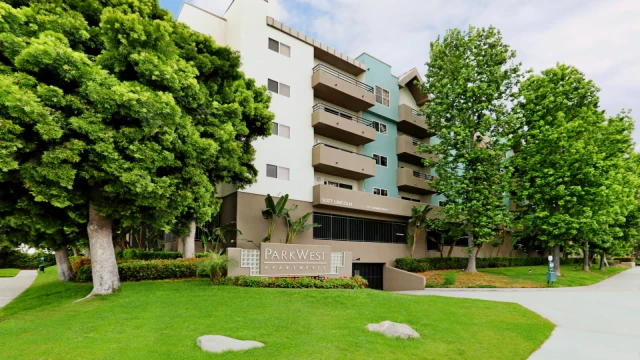 Park West Apartments63449396231937121