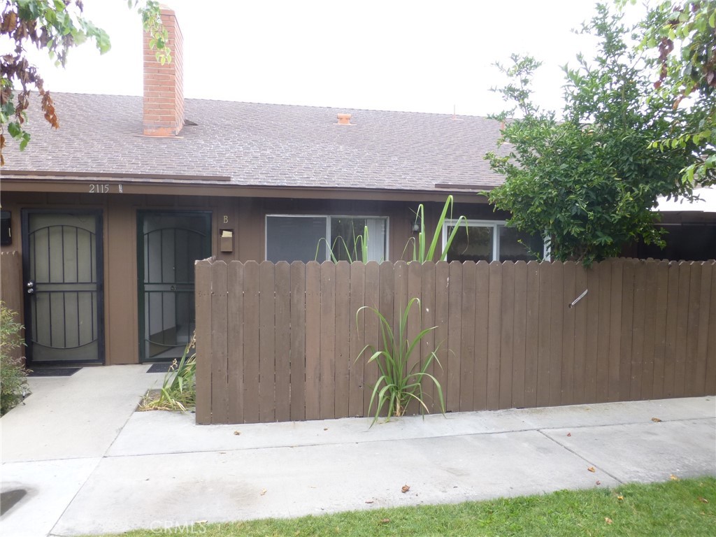 2115 S Broden Street 1/2, Anaheim CA, 9280263623285708673120