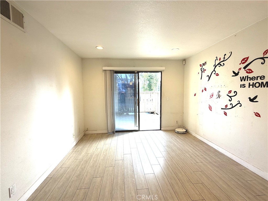1309 W Mission 59 Ontario CA, 9176264123628944514122