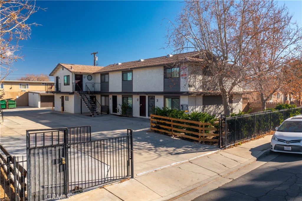 $2,200/mes 38478 Larkin B Palmdale CA, 9355064046022099458120