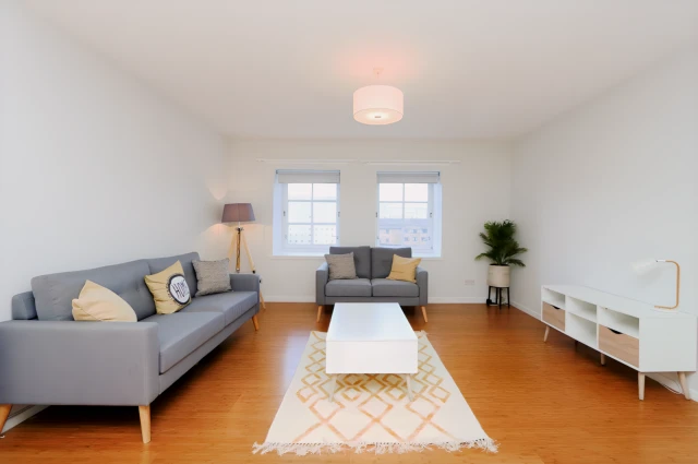 3Bedrooms, 1Bathrooms Bell Street, G4 0TE, Glasgow