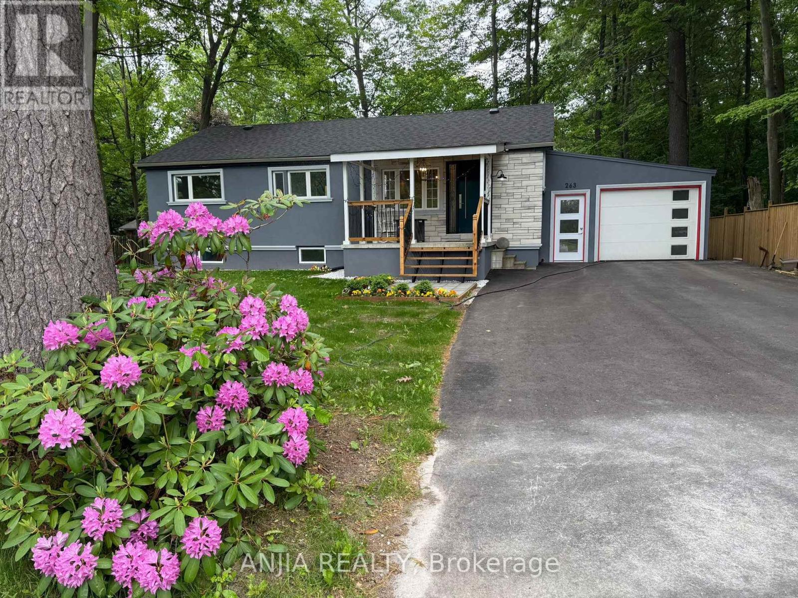 263 QUEENSVILLE SIDE ROAD W