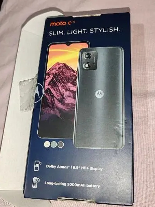  Motorola Moto E13