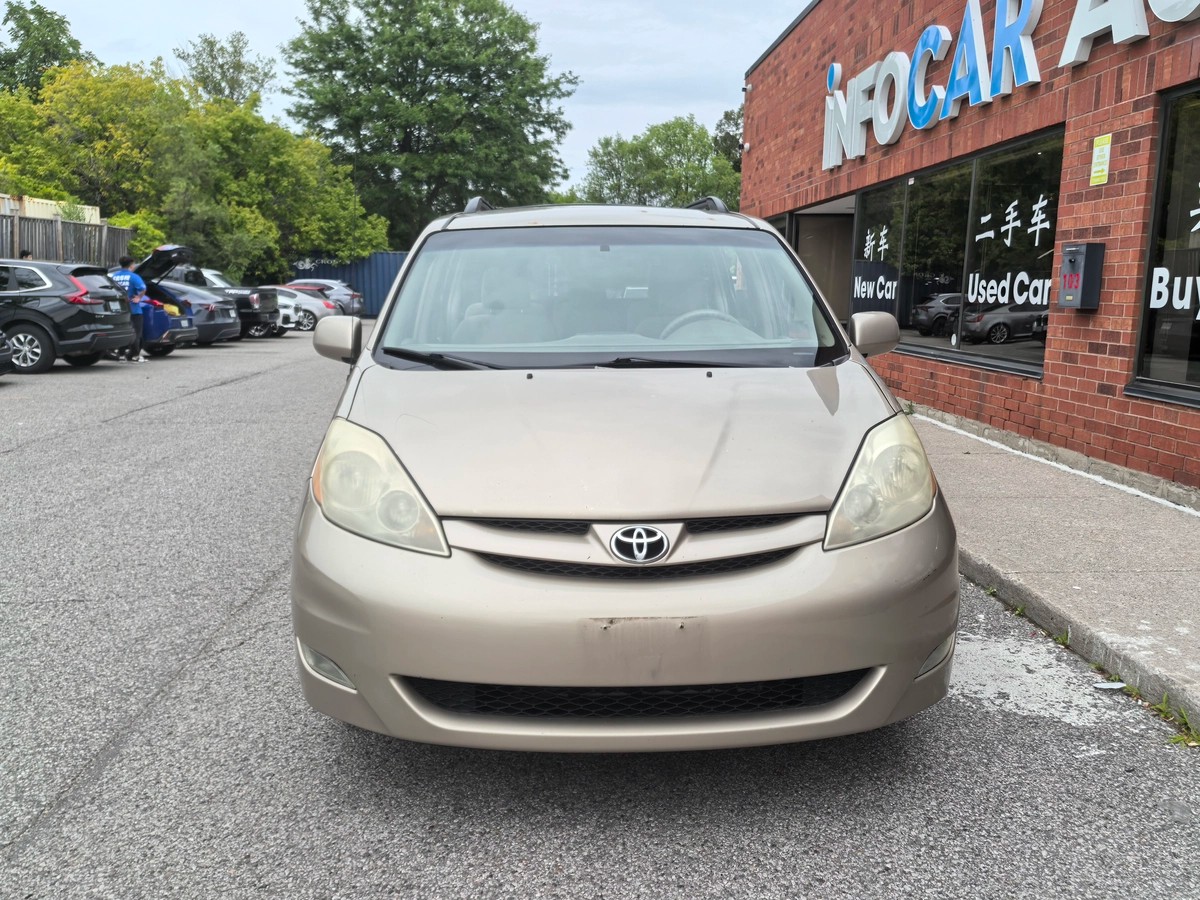 2007﻿ ﻿Toyota﻿ ﻿Sienna﻿ ﻿CE64147017728514121