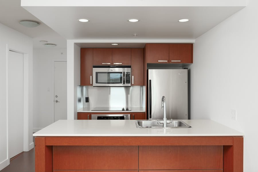 [Downtown Vancouver] – Fully Furnished 1 Bed + 1 Bath + Den Apartment with Parking63347316432515124