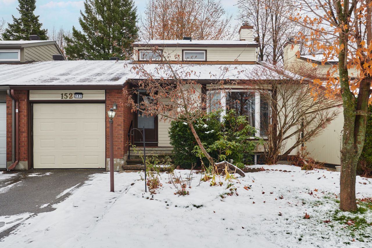 152 Burnetts Grove Circle