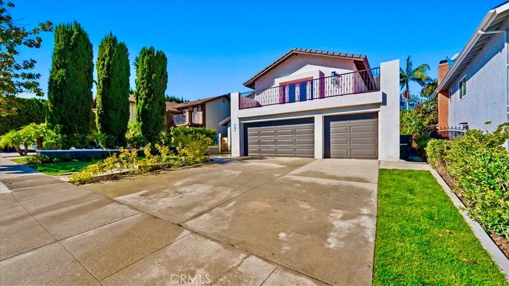  131 S Francisco Anaheim Hills CA, 9280764132317584769122