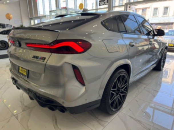 2022 BMW X6 X6 M / M COMP63355978836737122