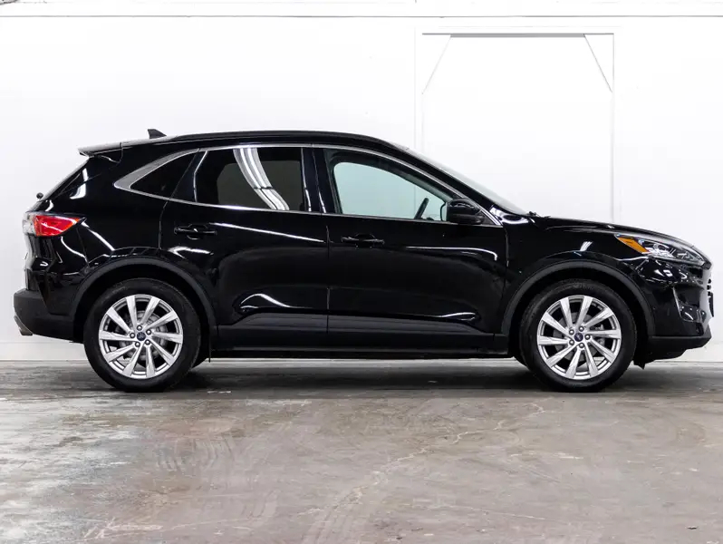 2021 Ford Escape64223932349058124