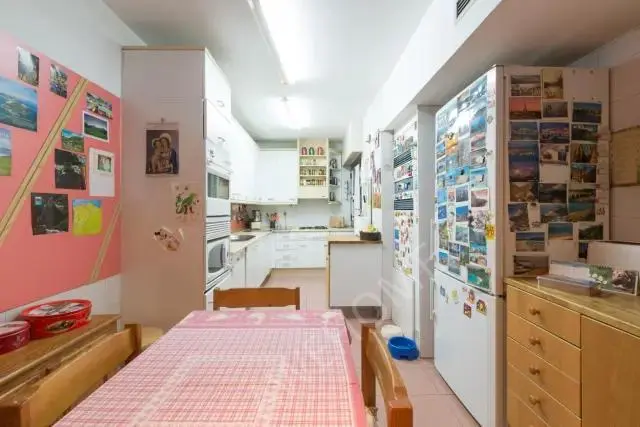 Habitación acogedora cerca de La Salle, Francisco de Vitoria y Complutense Somosaguas