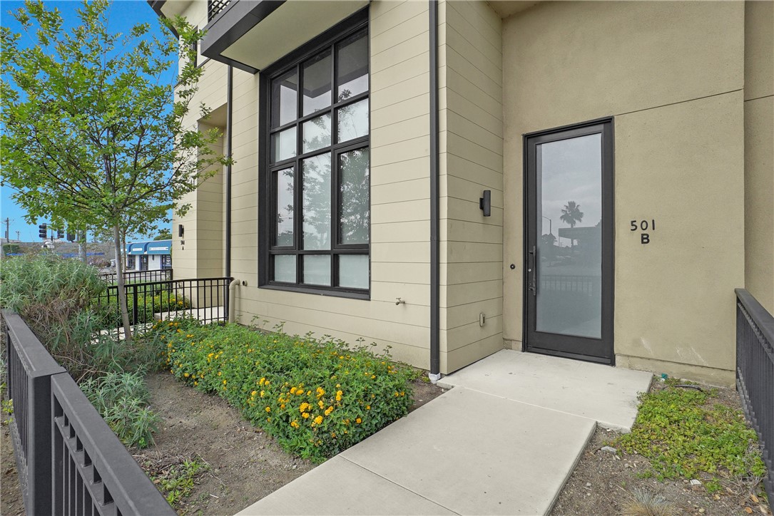 501 N Santa Anita B, Arcadia CA, 9100664065338768899121