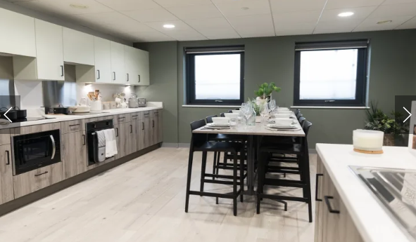 Crown Place – Swansea64563754324097121