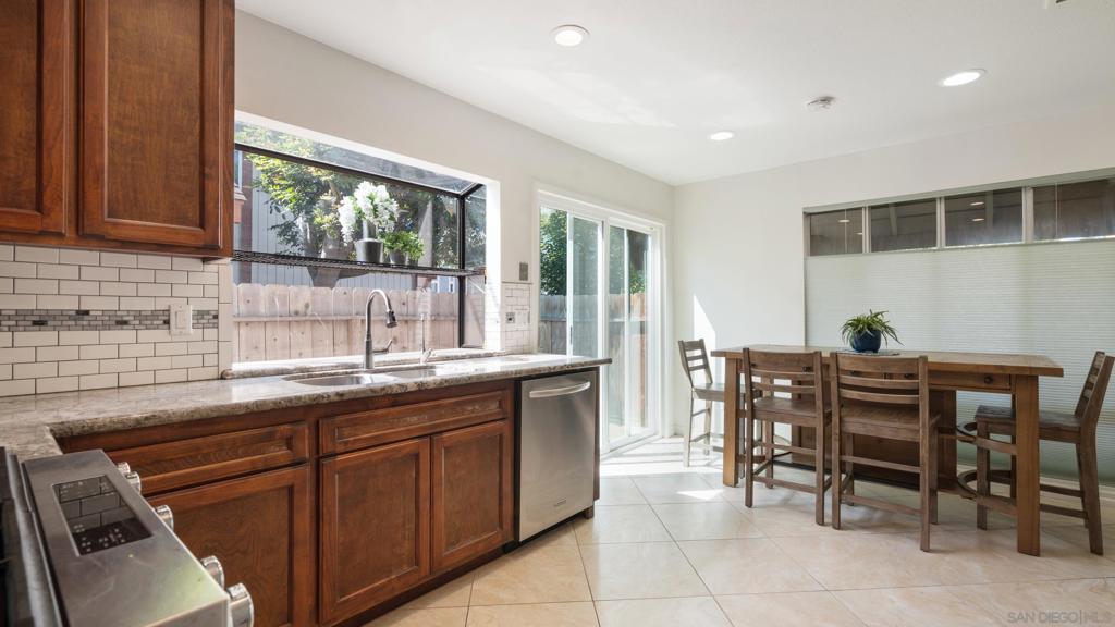12747 Cijon St San Diego CA, 9212963704453200001122
