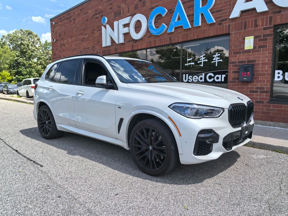 2022 BMW X5 M50i