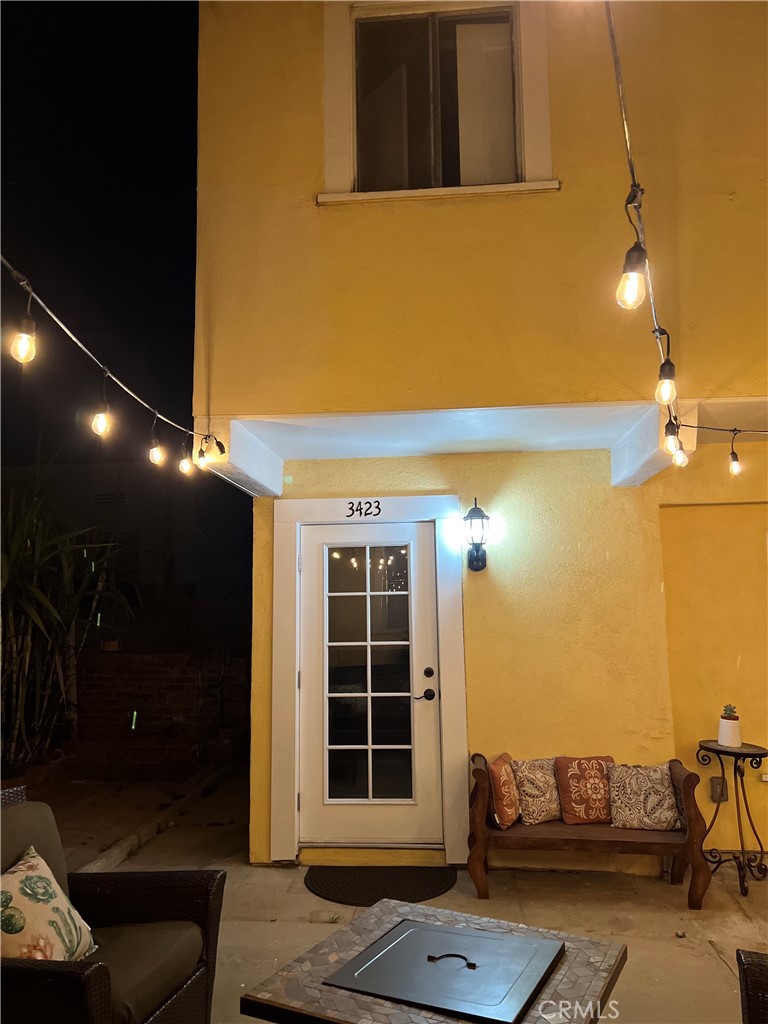 $2,300/month 3423 E 5th st Los Angeles CA, 9006364067869624834120