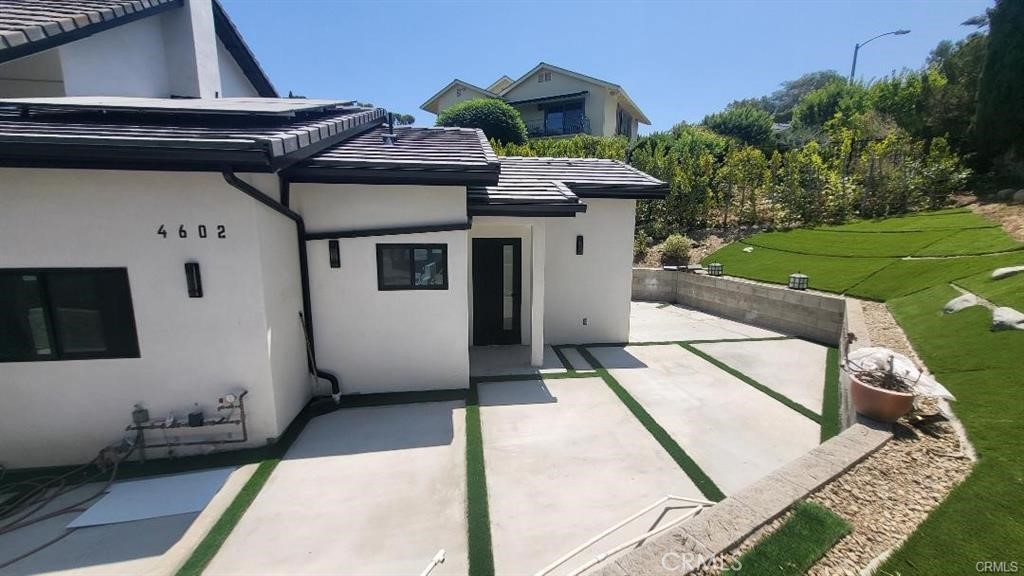 4602 Poe Woodland Hills CA, 9136463868248691457120