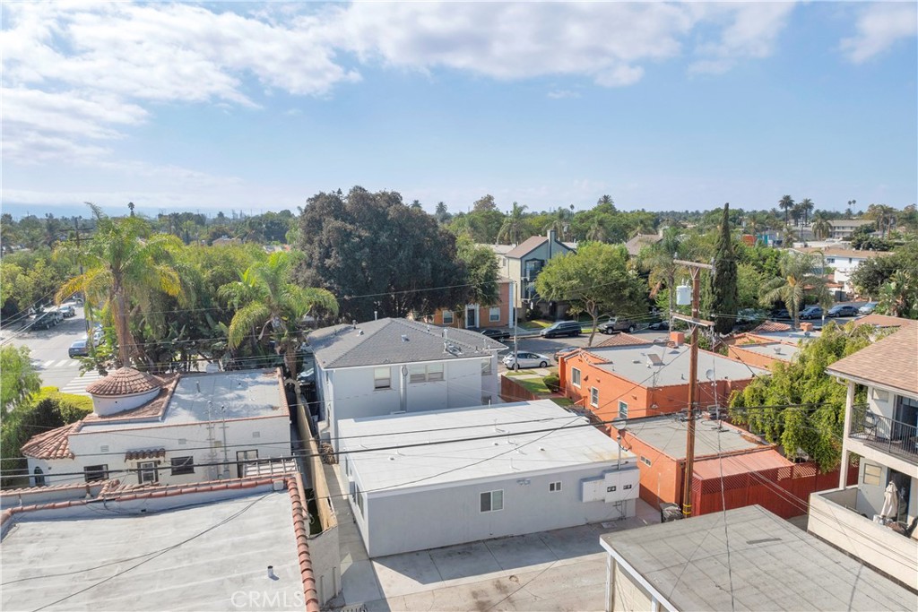 2210 Pine Ave, Long Beach CA, 9080663822670101121120