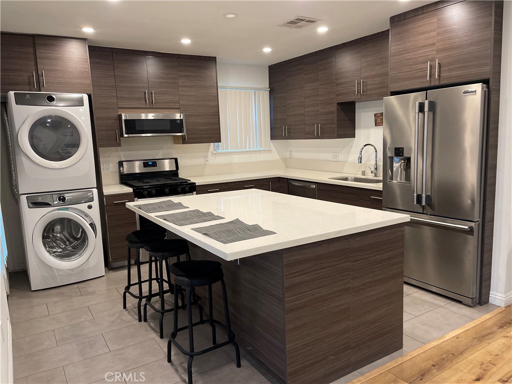 6529 Aura Avenue Reseda CA, 9133563647402418819121