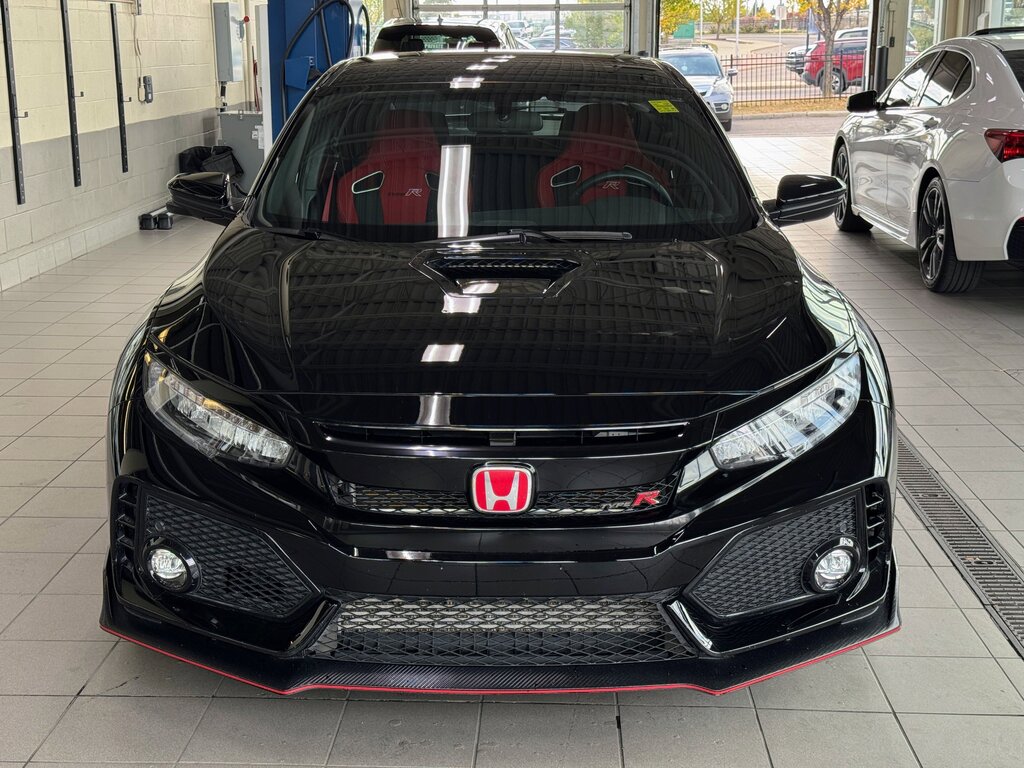 2017 Honda Civic Type R BASE64412010230402121