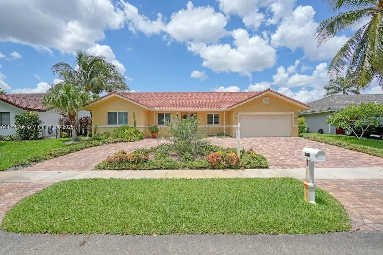 19720 SW 79th Ct